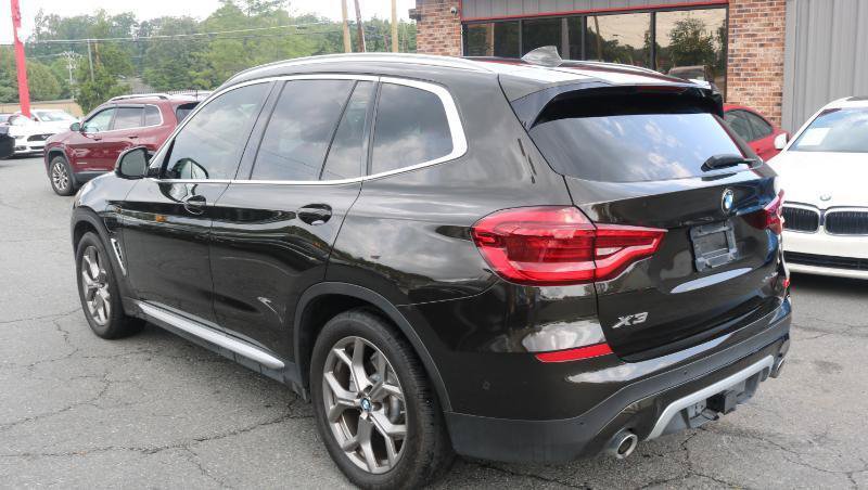 Used 2020 BMW X3 xDrive30e w/ Executive Package AWD/4WD image 5