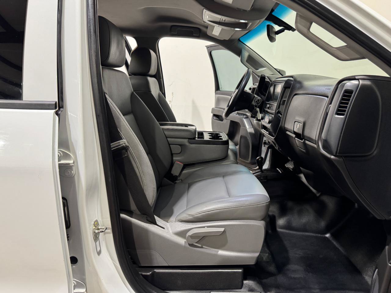 Used 2019 Chevrolet Silverado 2500 W/T w/ WT Convenience Package AWD/4WD image 12