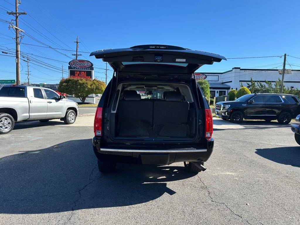 Used 2009 Cadillac Escalade 4WD Hybrid image 31