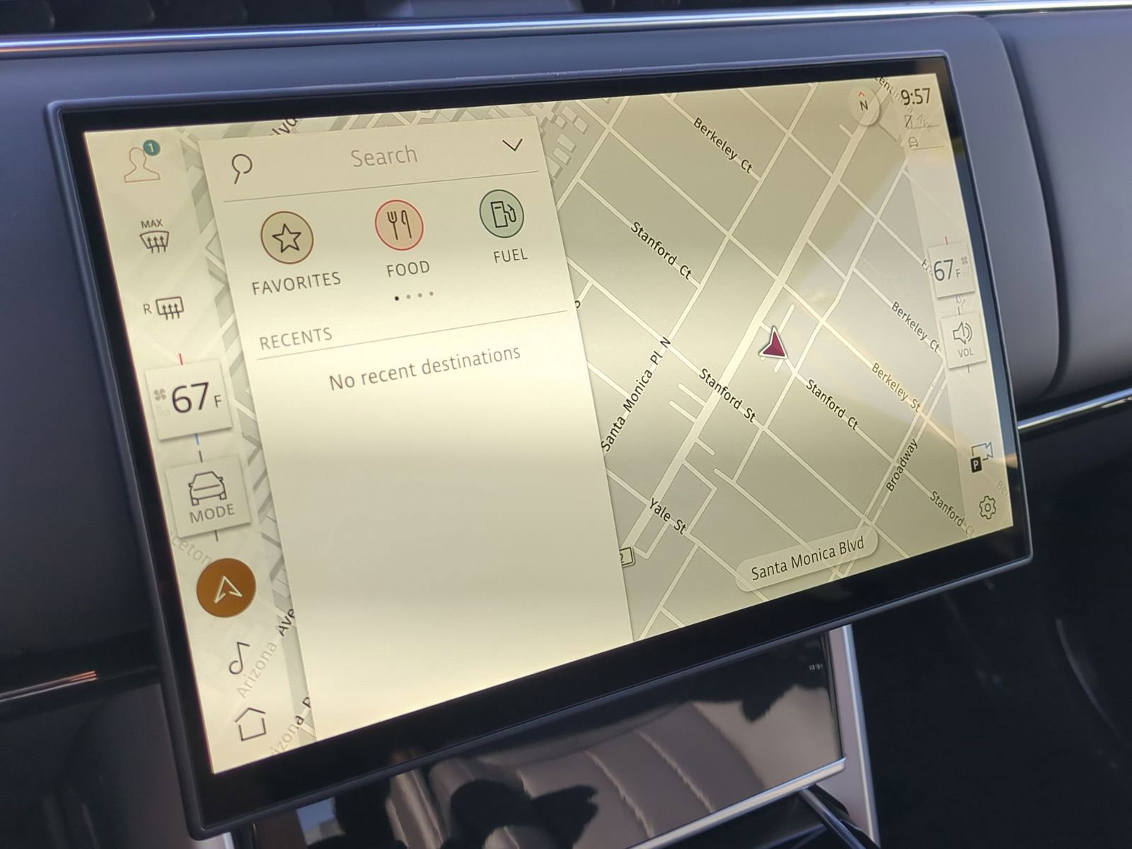 New 2026 Land Rover Range Rover SE image 20