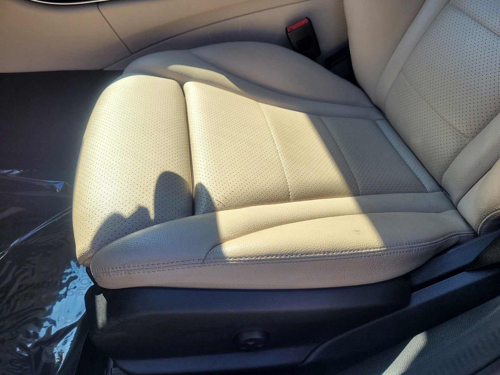 Used 2018 Mercedes-Benz C 300 Sedan image 17