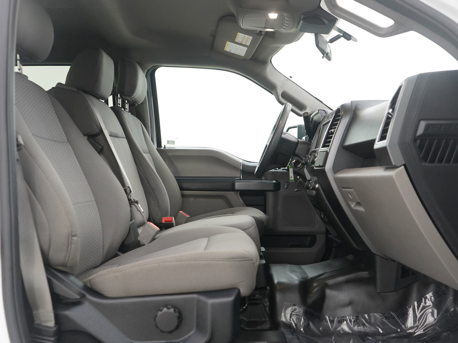 Used 2020 Ford F150 XLT image 11