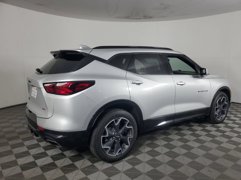 Used 2021 Chevrolet Blazer RS w/ Enhanced Convenience Package FWD image 4