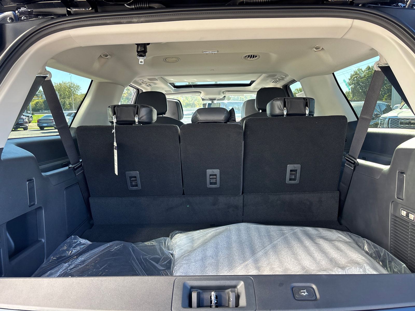 New 2025 Lincoln Navigator L Reserve image 9