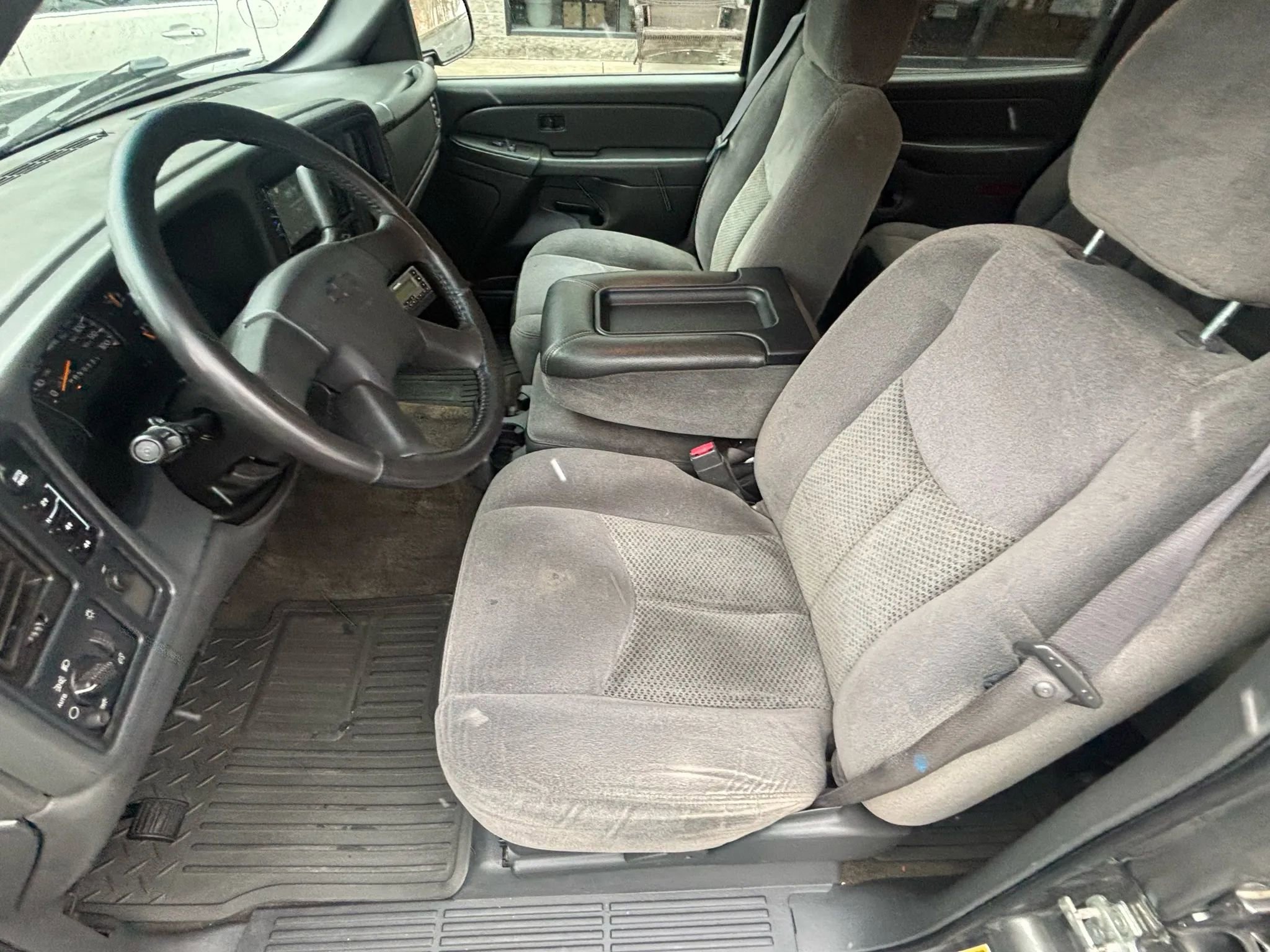 Used 2006 Chevrolet Silverado 1500 LT w/ Light Duty Power Package AWD/4WD image 20