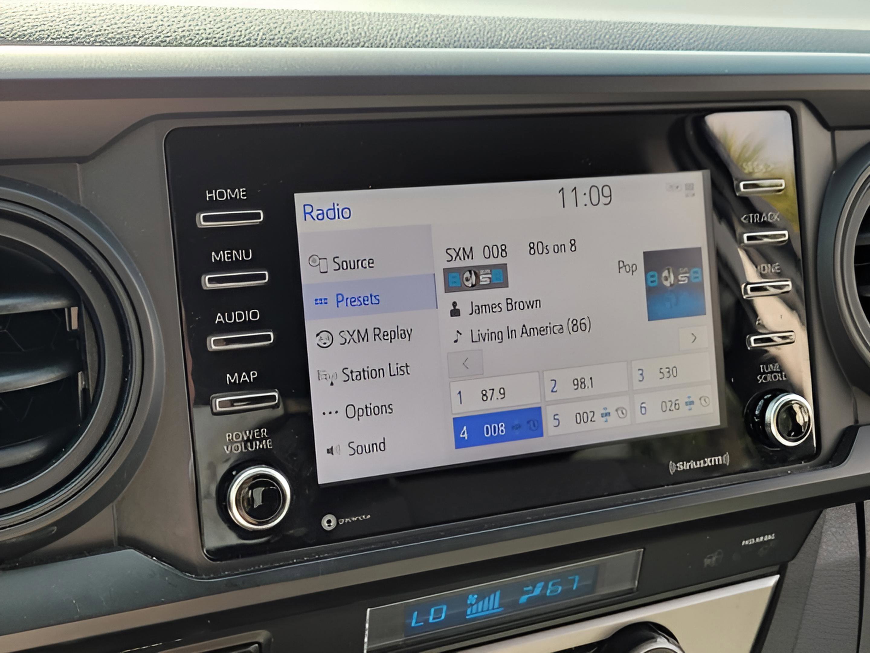 Used 2022 Toyota Tacoma SR image 18