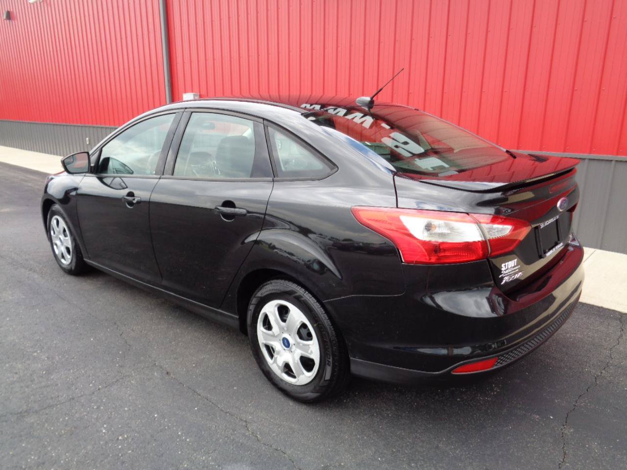 Used 2013 Ford Focus SE FWD image 7