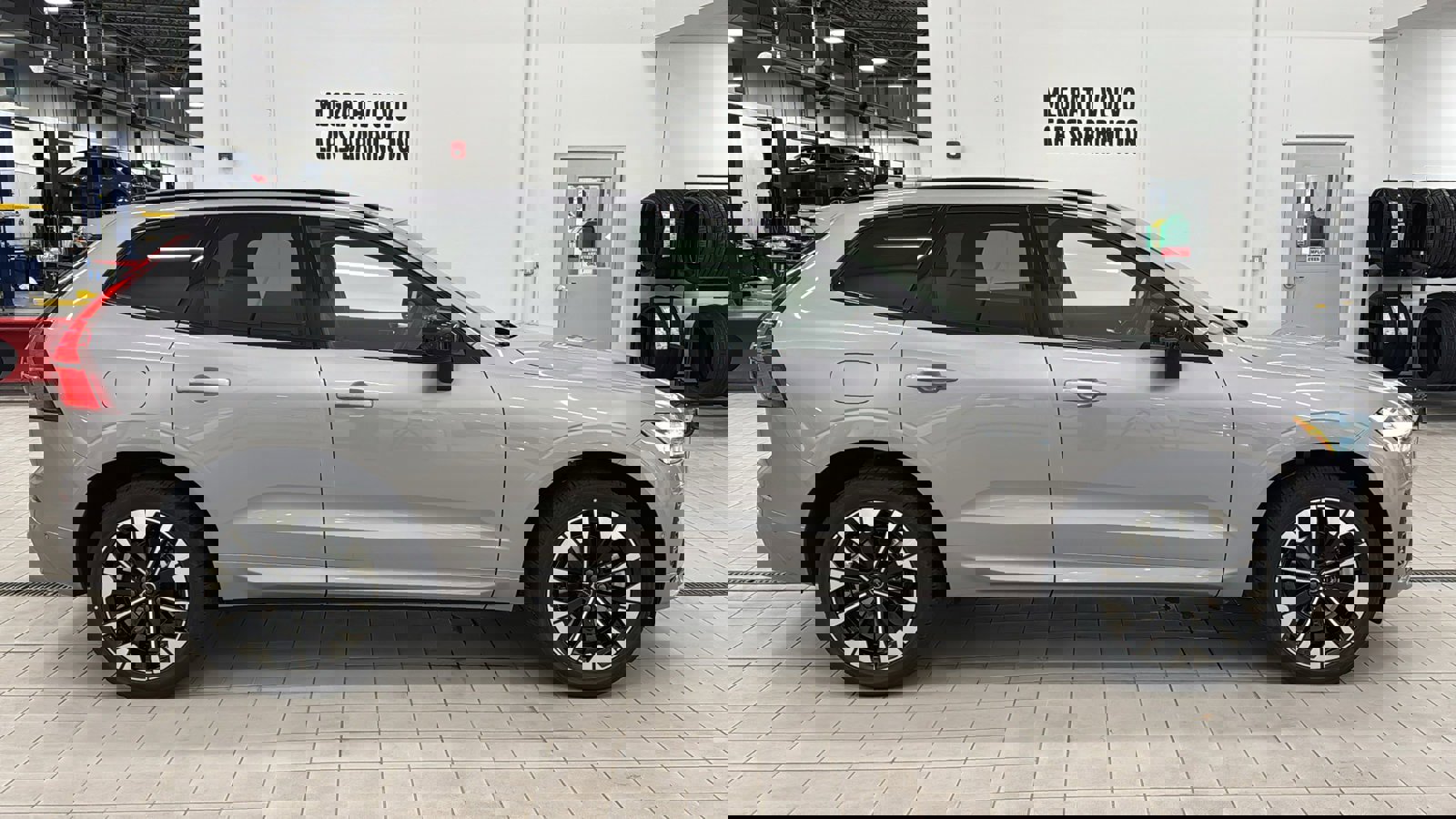 Used 2026 Volvo XC60 B5 Plus w/ Protection Package Premier image 4