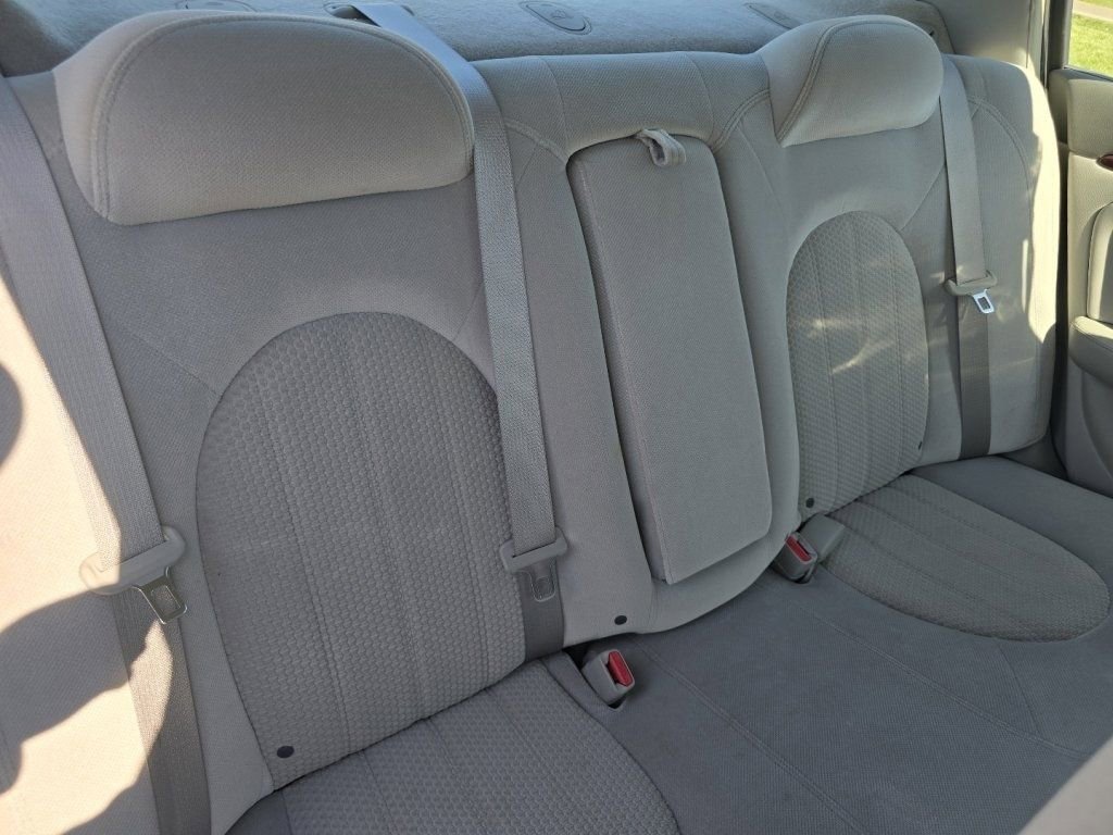 Used 2007 Buick Lucerne CX FWD image 21