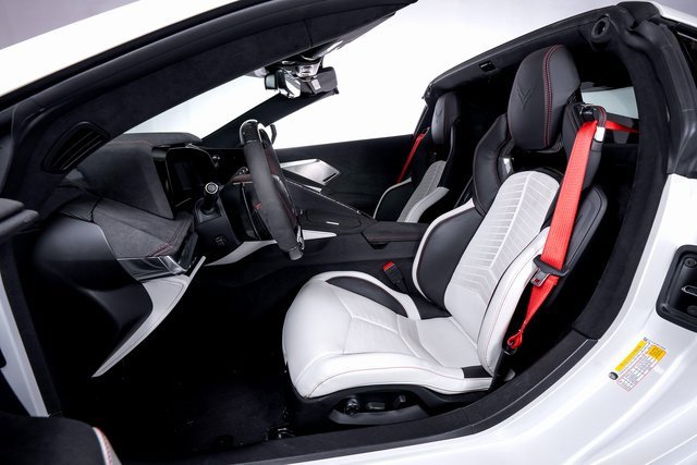 Used 2023 Chevrolet Corvette Z06 image 17