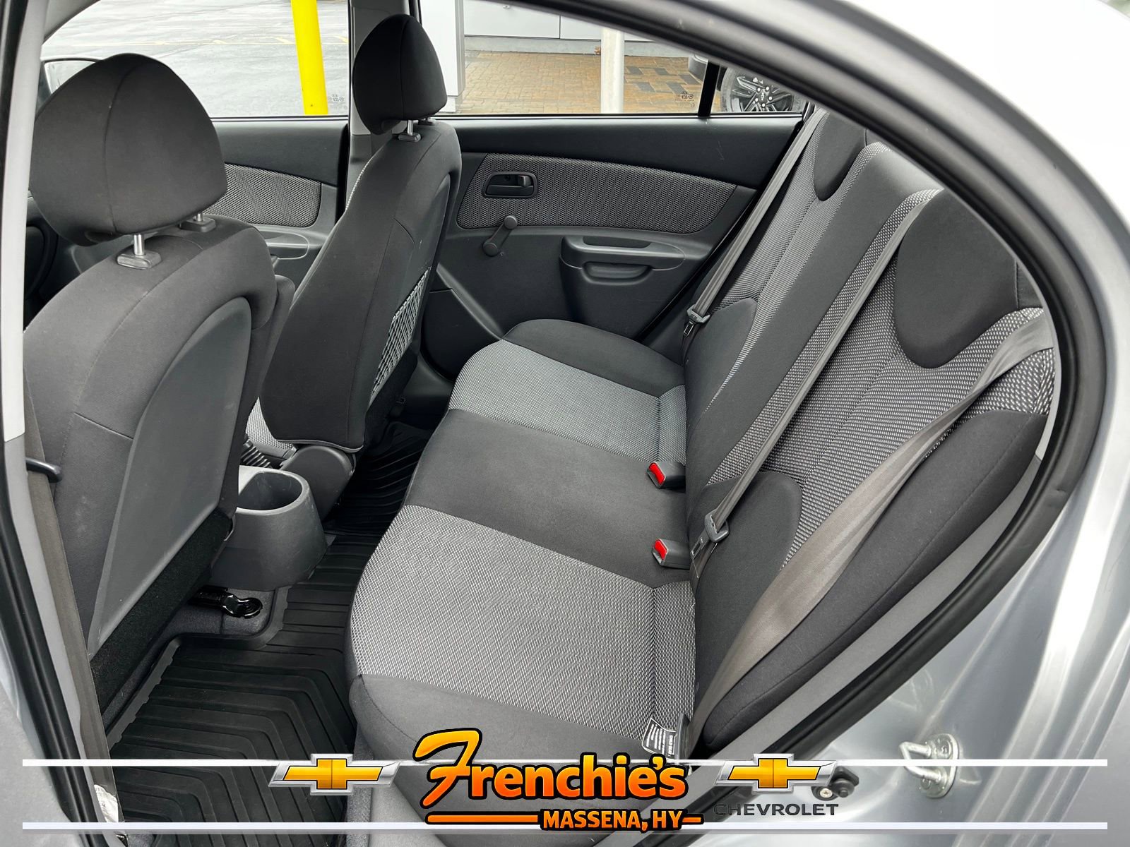 Used 2009 Kia Rio Sedan FWD image 6
