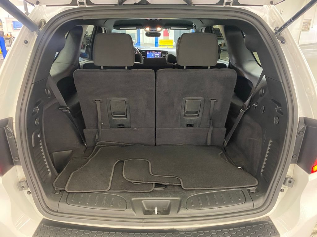 Used 2024 Dodge Durango R/T RWD image 33