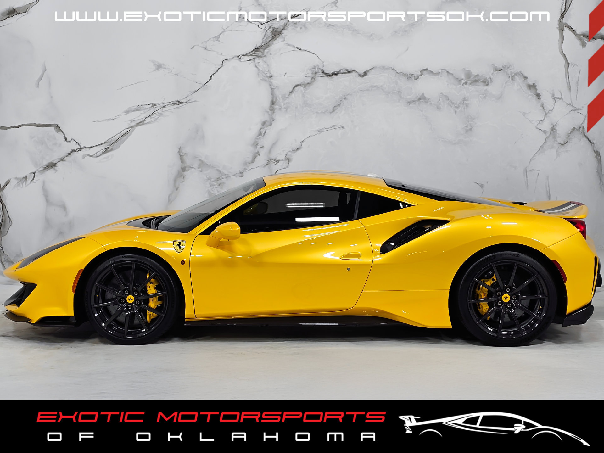 Used 2020 Ferrari 488 Pista Coupe RWD image 14