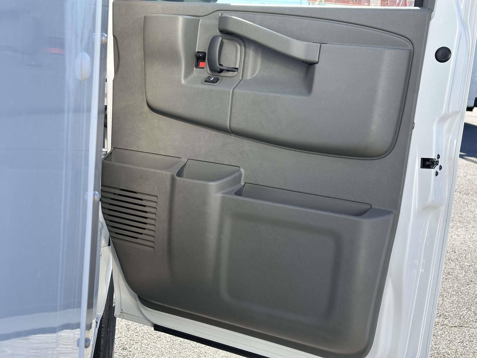 New 2025 Chevrolet Express 3500 w/ Power Convenience Package RWD image 24