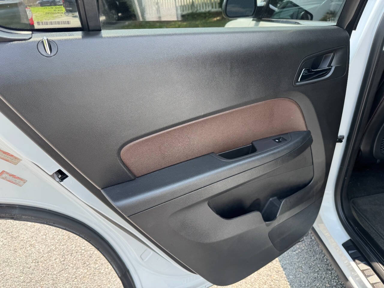 Used 2010 Chevrolet Equinox LTZ FWD image 40