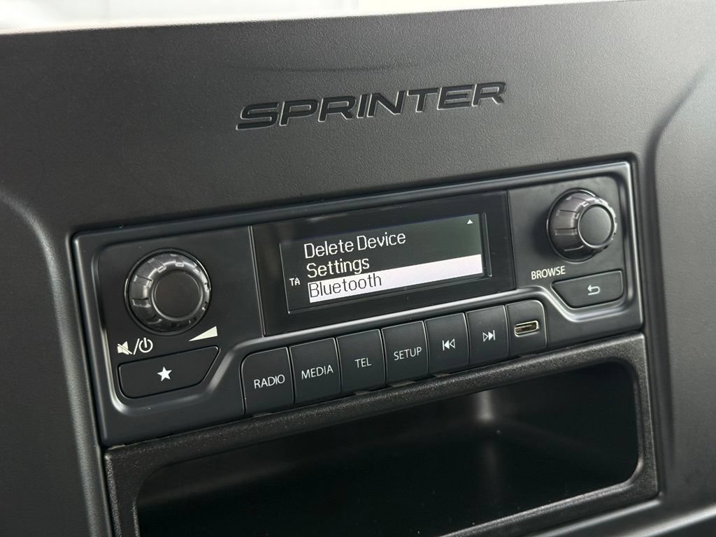 Used 2020 Mercedes-Benz Sprinter 2500 image 3