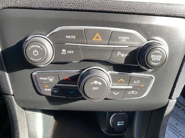 Used 2022 Dodge Charger SXT image 21