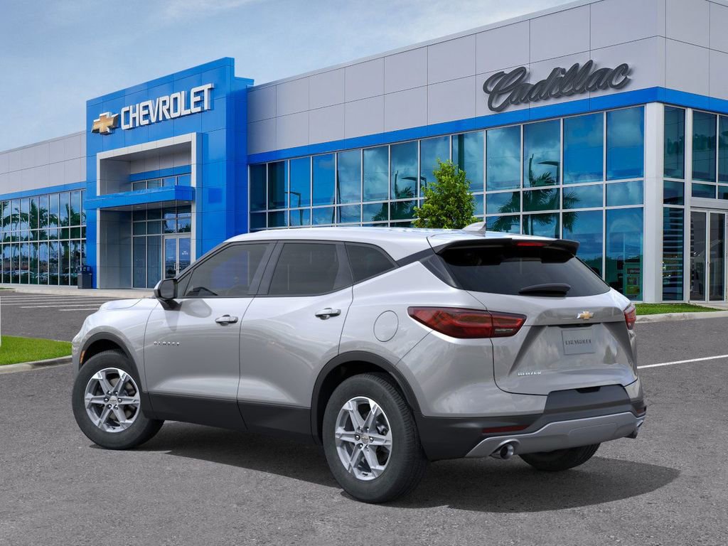New 2025 Chevrolet Blazer LT FWD image 4