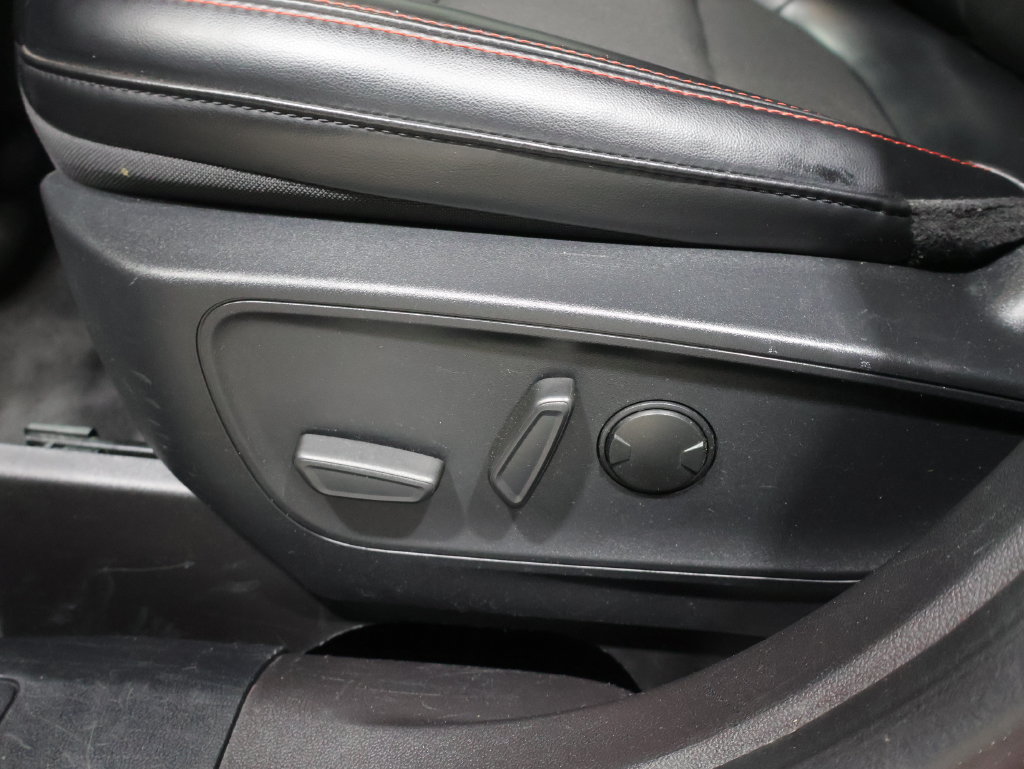 Used 2024 Ford Escape ST-Line AWD/4WD image 11