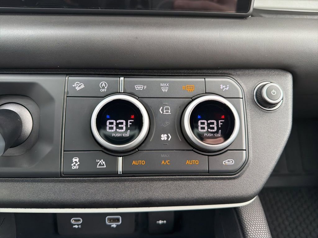 Used 2022 Land Rover Defender 110 X-Dynamic HSE image 30