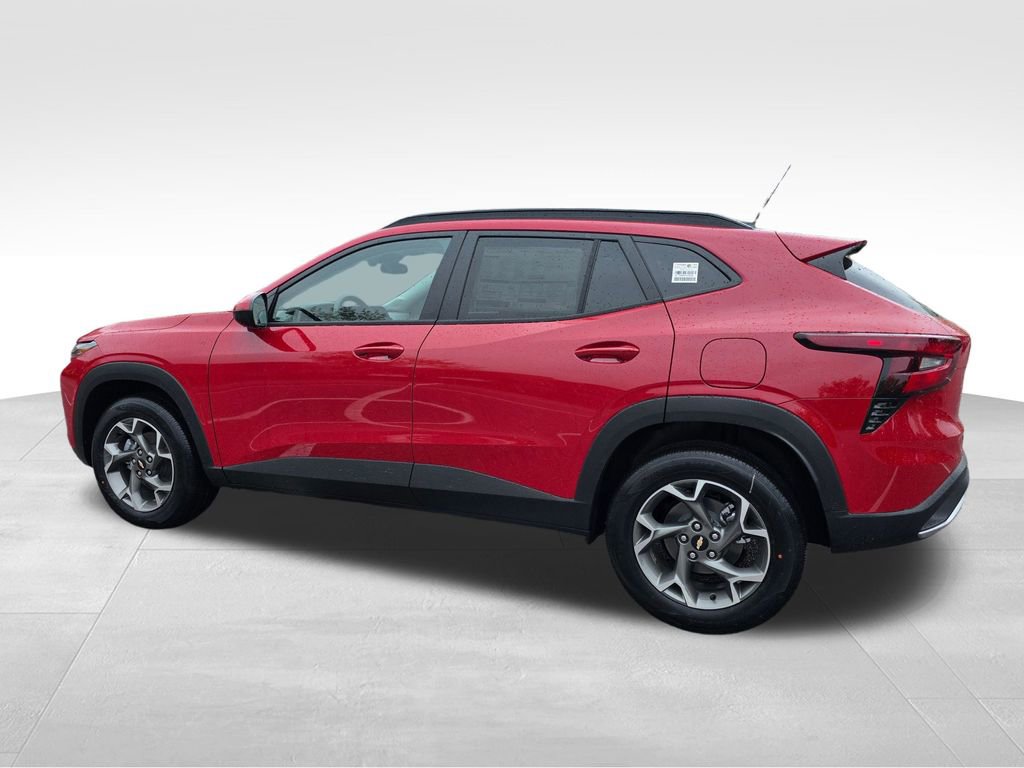 New 2026 Chevrolet Trax LT image 4