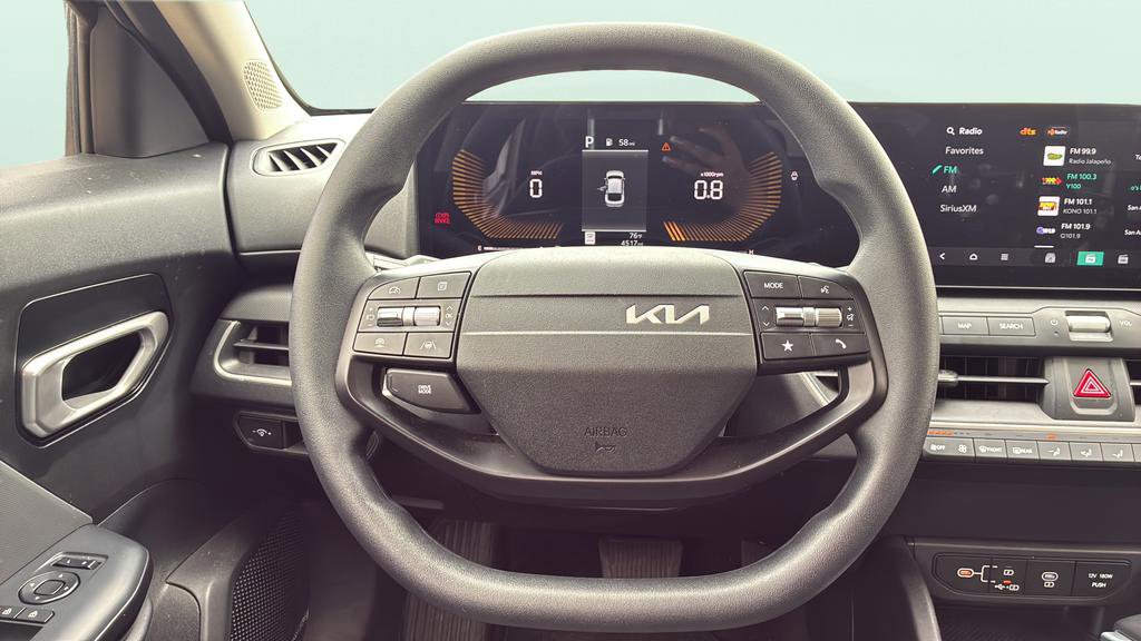 Certified 2025 Kia K4 image 18