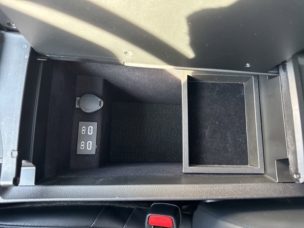 Used 2024 Lexus ES 350 w/ Accessory Package (Z1) image 26