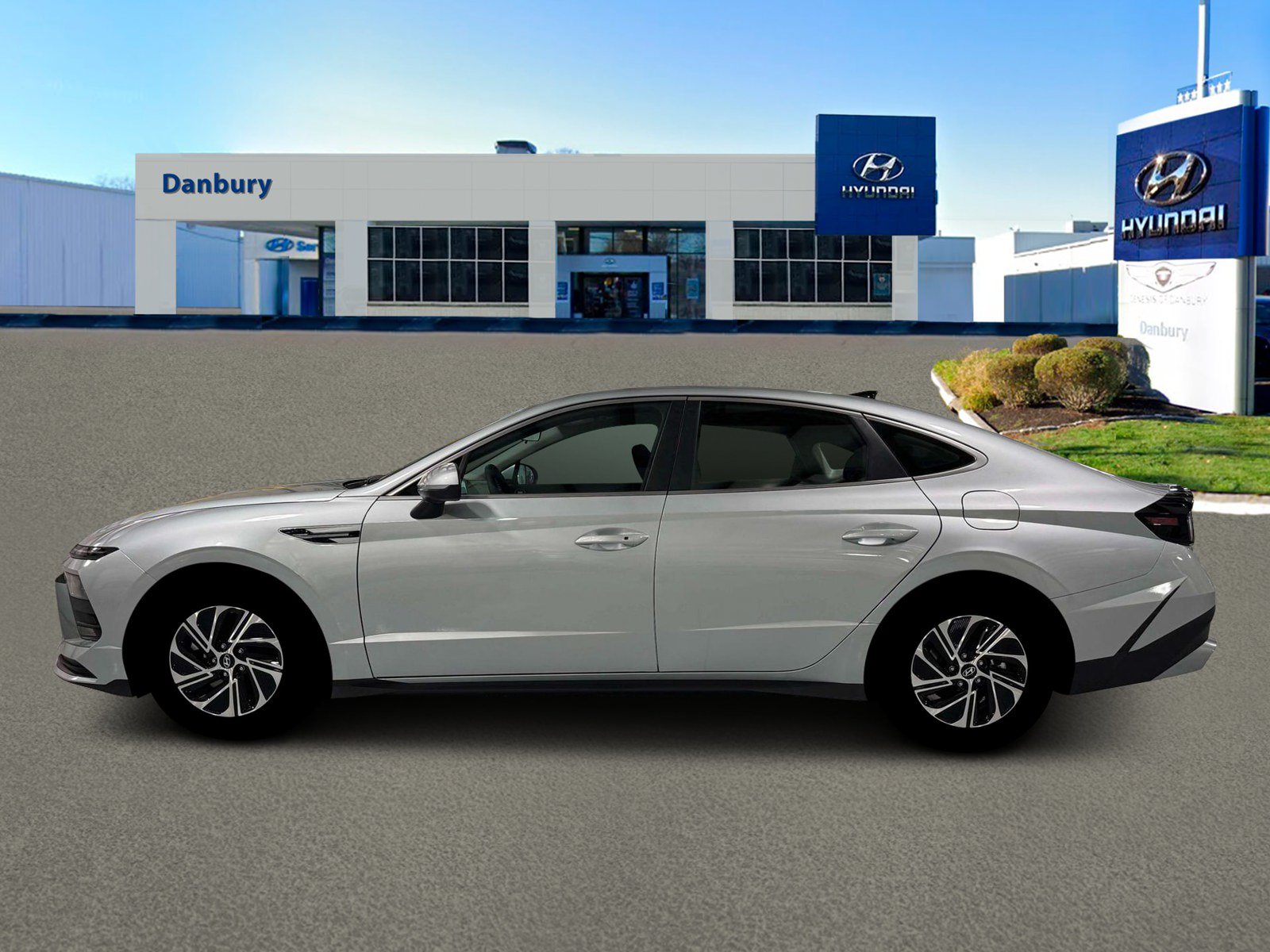 New 2026 Hyundai Sonata Blue FWD image 3
