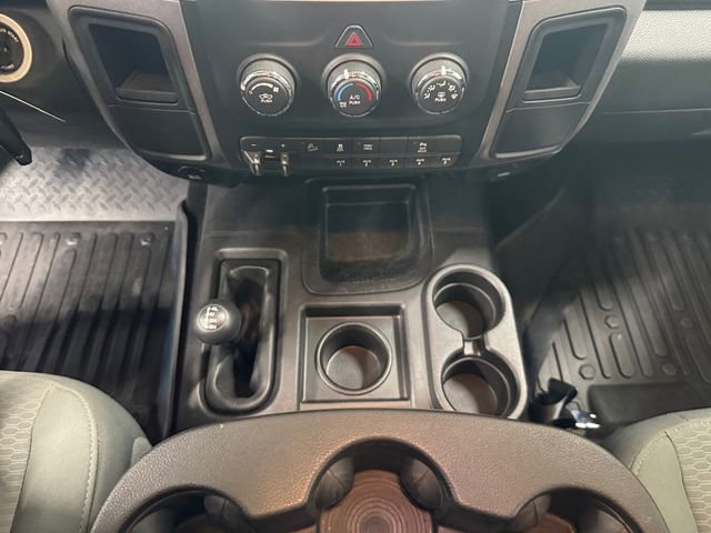Used 2017 RAM 2500 Tradesman w/ Chrome Appearance Group AWD/4WD image 14