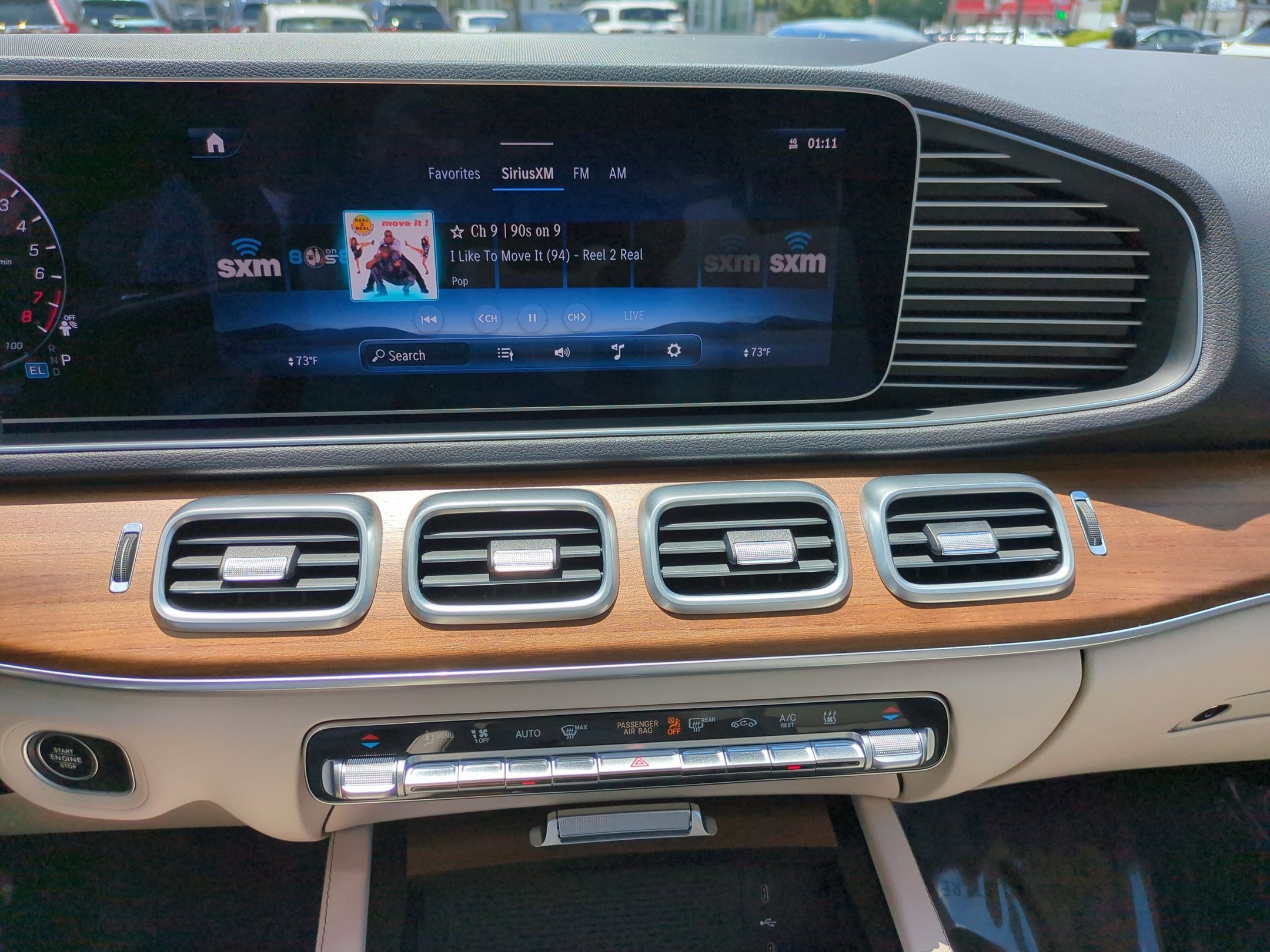 Certified 2025 Mercedes-Benz GLE 450e 4MATIC image 22