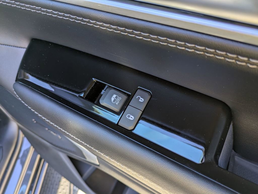 New 2026 Jeep Grand Wagoneer 2WD w/ Premium Group I image 34