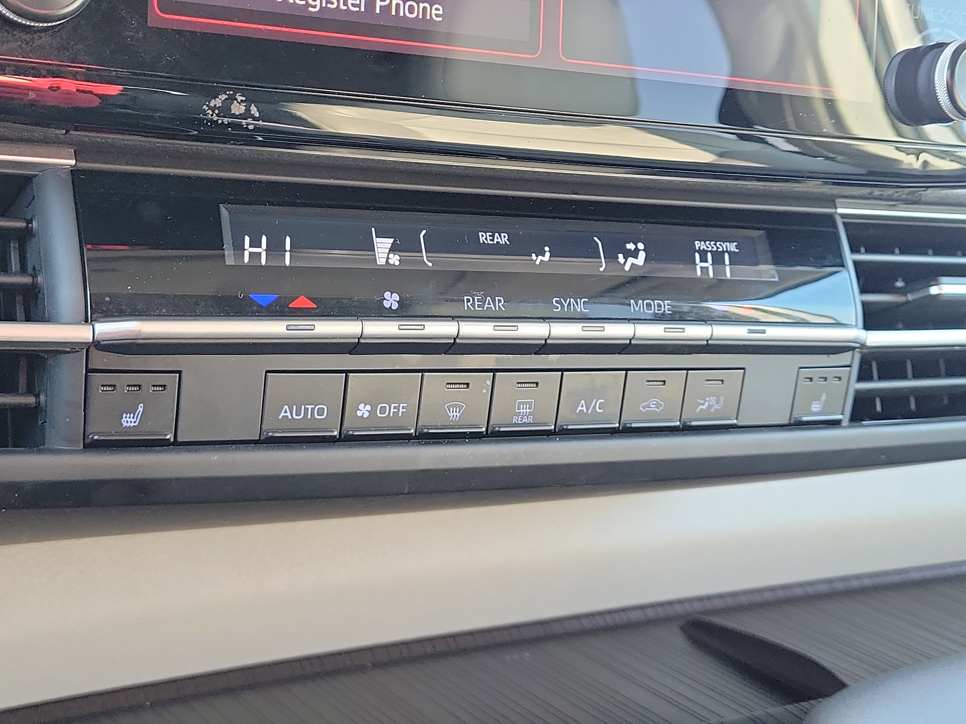 Used 2021 Toyota Sienna XLE image 29