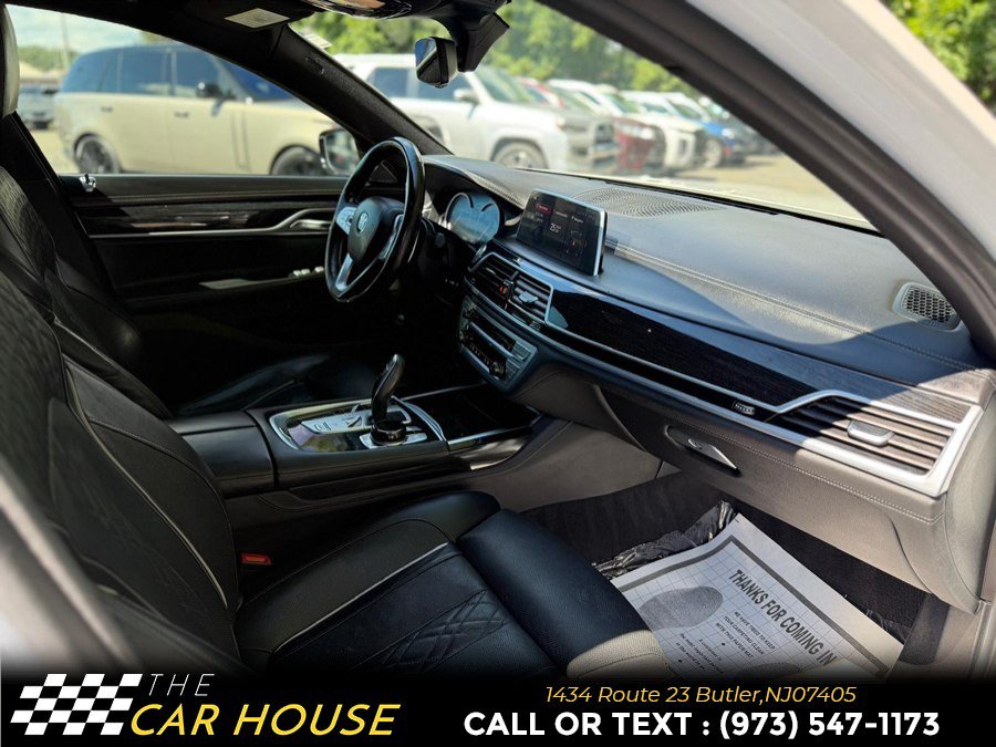 Used 2019 BMW 750i xDrive w/ Executive Package AWD/4WD image 26