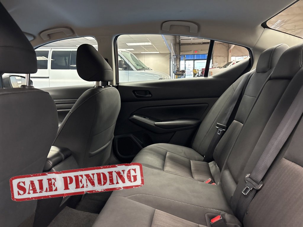 Used 2024 Nissan Altima 2.5 SV image 18