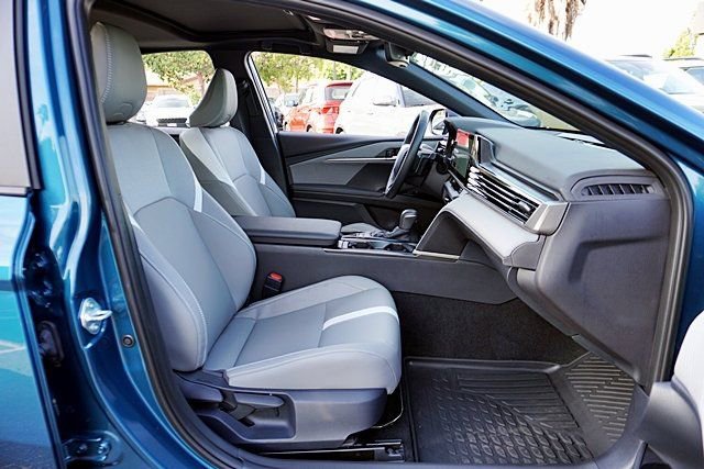 Used 2026 Toyota Camry SE w/ Multimedia Upgrade Package FWD image 11