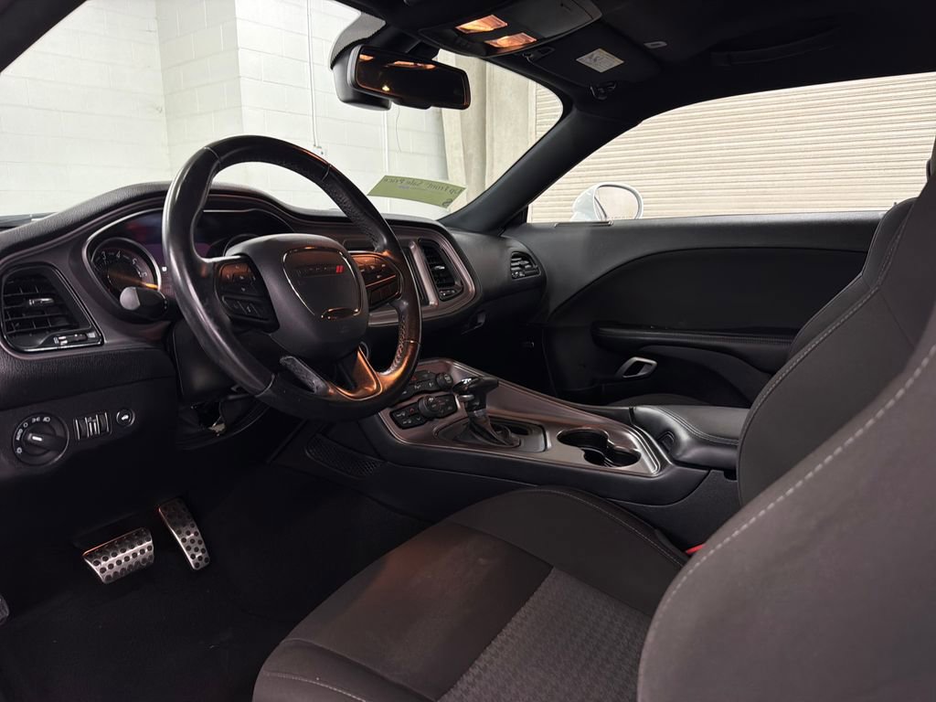 Used 2023 Dodge Challenger GT image 6