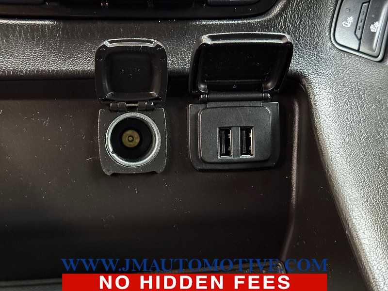 Used 2015 Chevrolet Tahoe LT image 35