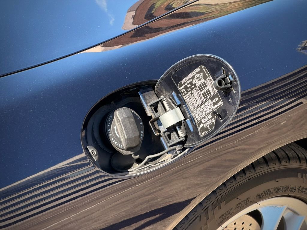 Used 2004 Porsche Boxster S image 36