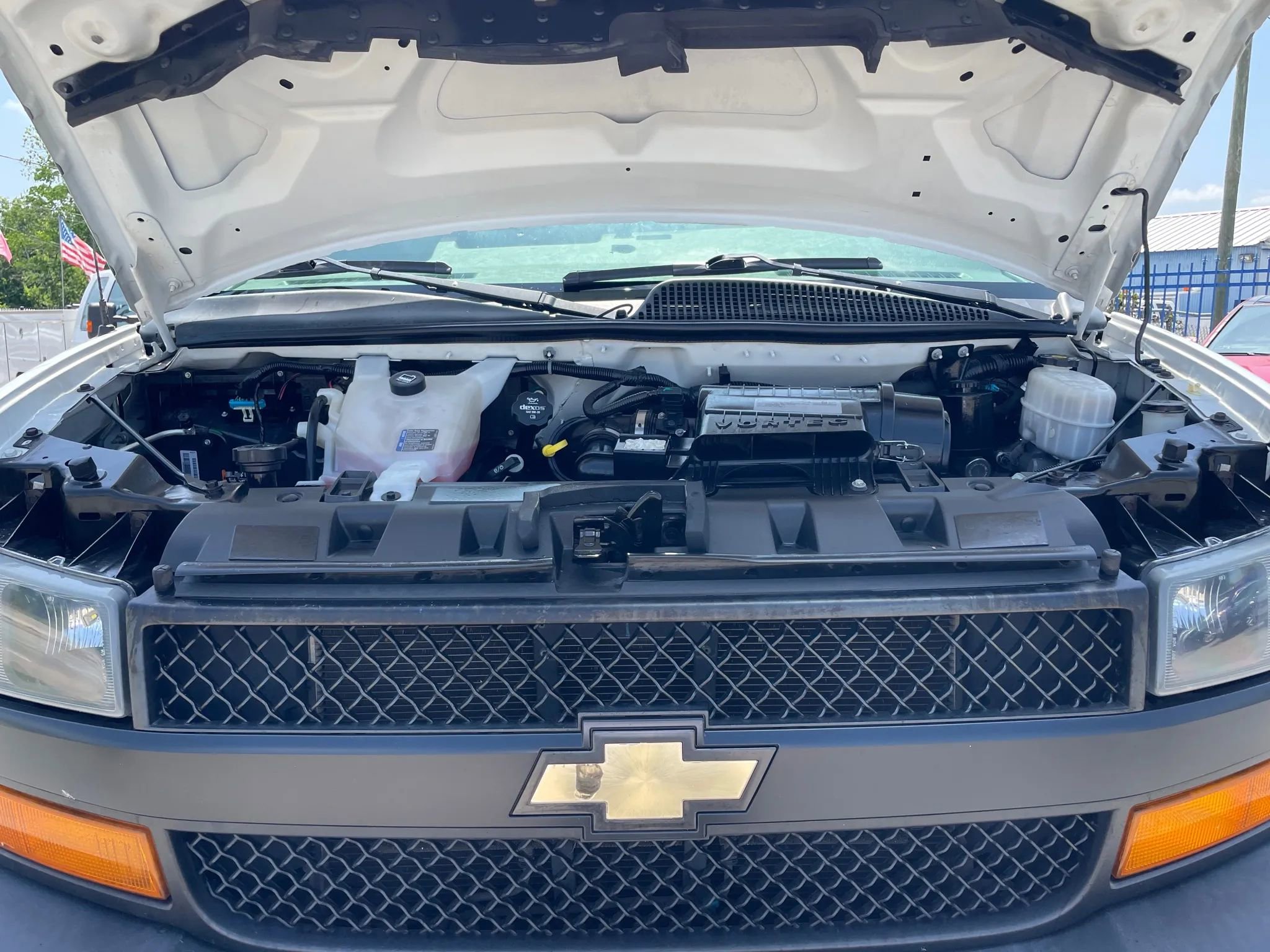 Used 2020 Chevrolet Express 2500 w/ Safety Package image 7