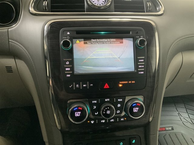 Used 2015 Buick Enclave Leather w/ Trailering Package image 28