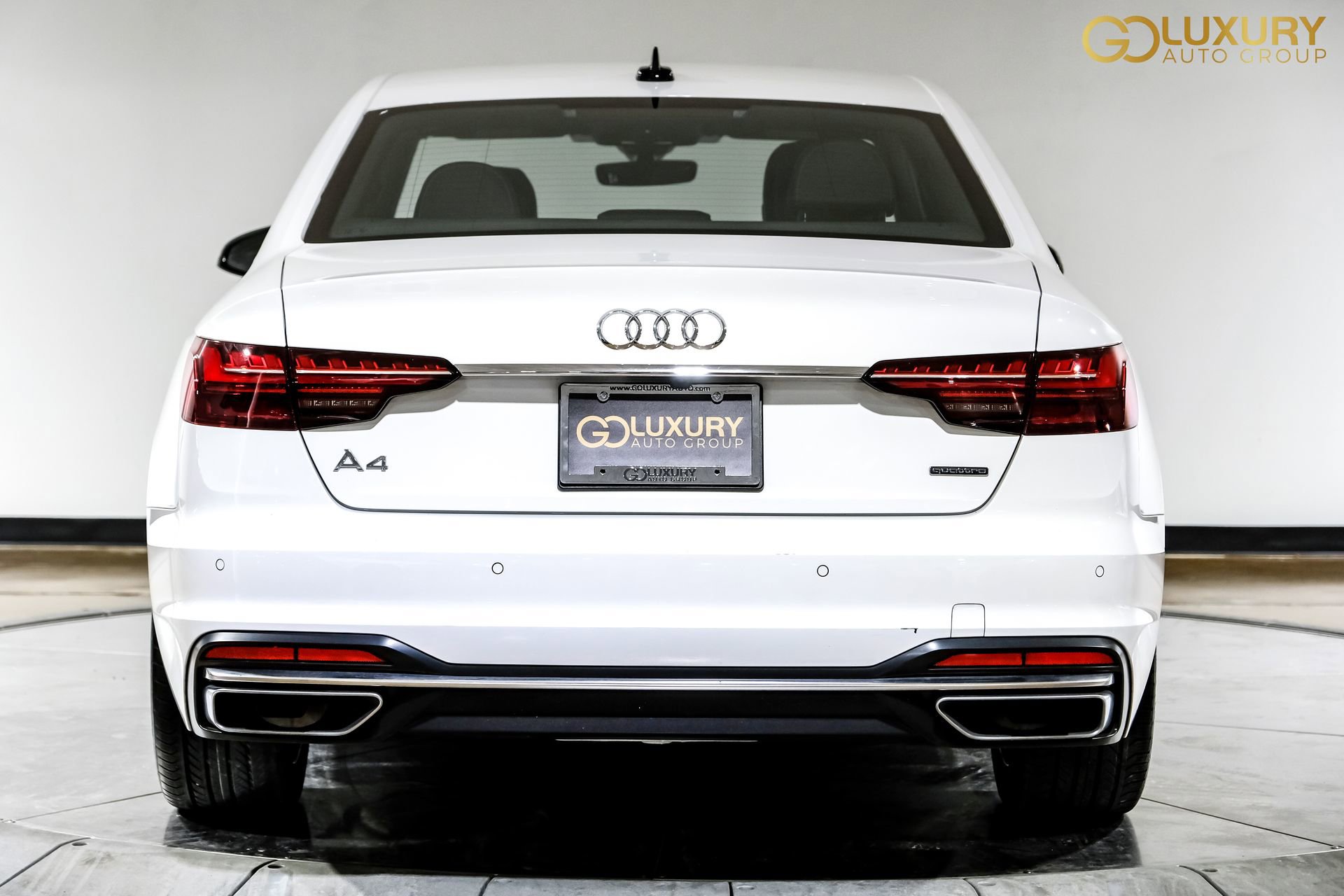 Used 2023 Audi A4 2.0T Premium w/ Convenience Package image 11