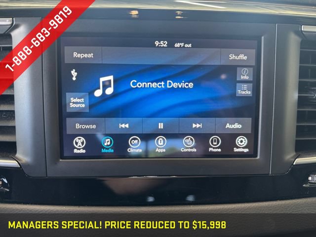 Used 2019 Chrysler Pacifica Touring-L FWD image 20