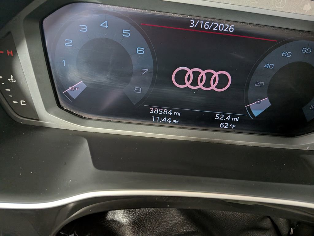 Used 2025 Audi Q3 2.0T Premium image 23