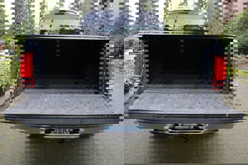 Used 2004 Dodge Dakota SLT w/ Deluxe Convenience Group image 15