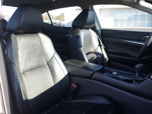 Used 2023 Nissan Maxima SV w/ Floor Mat Group image 23