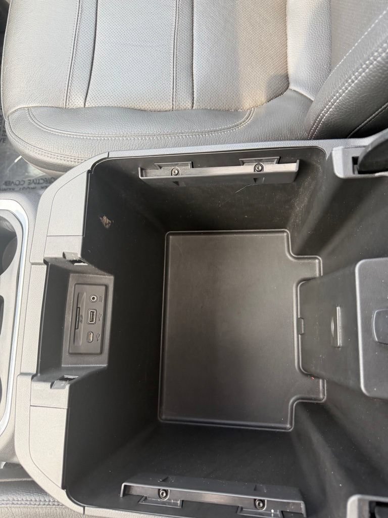 Used 2023 GMC Sierra 3500 Denali AWD/4WD image 39
