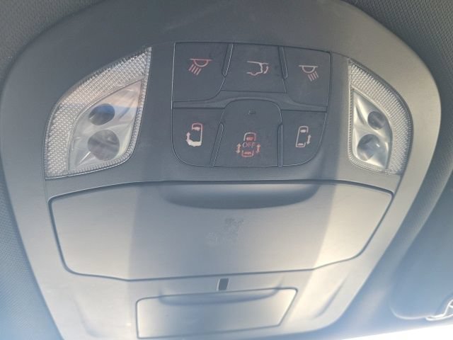 Used 2023 Chrysler Pacifica Touring FWD image 43