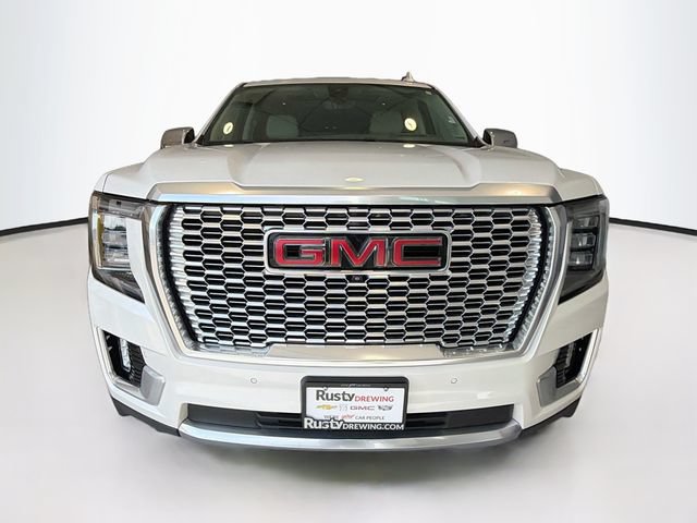Used 2021 GMC Yukon XL Denali w/ Denali Ultimate Package AWD/4WD image 2