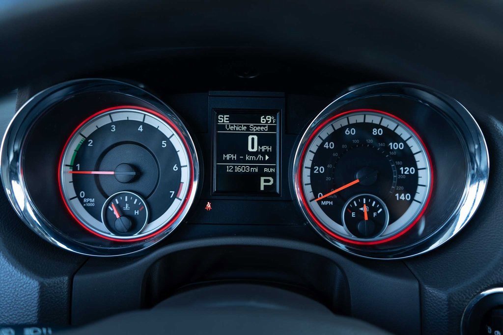 Used 2012 Dodge Durango SXT image 23