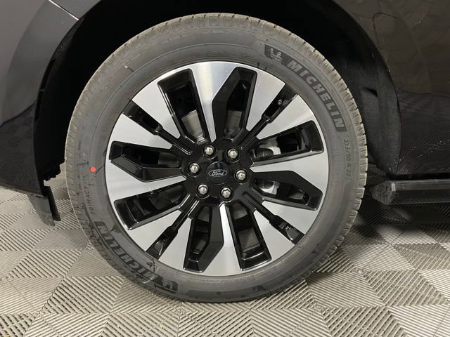 New 2026 Ford Expedition Max Platinum w/ Driver's Package image 10
